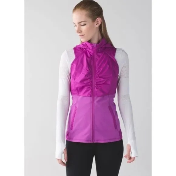 Lululemon Kanto Catch Me Vest in Ultra Violet Size 6 - Picture 1 of 4